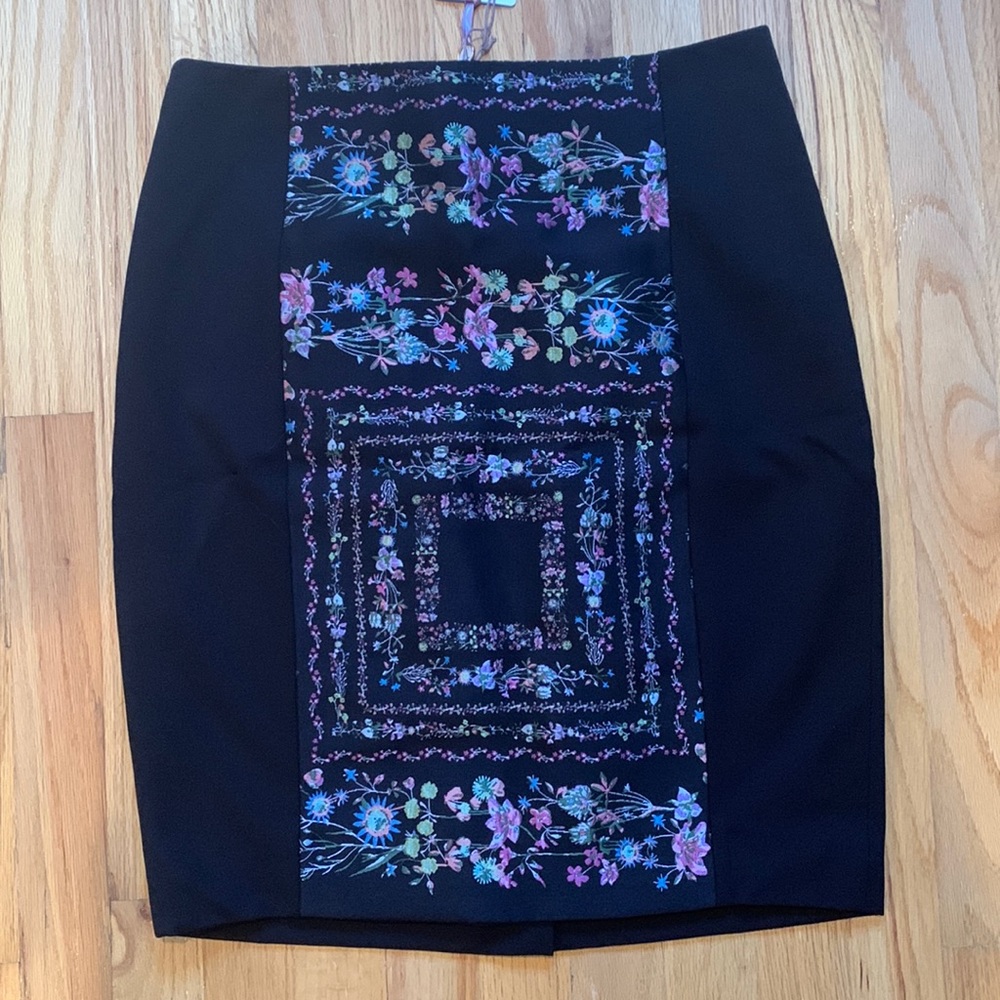 Ted Baker Skirt in Size 8, New with Tag